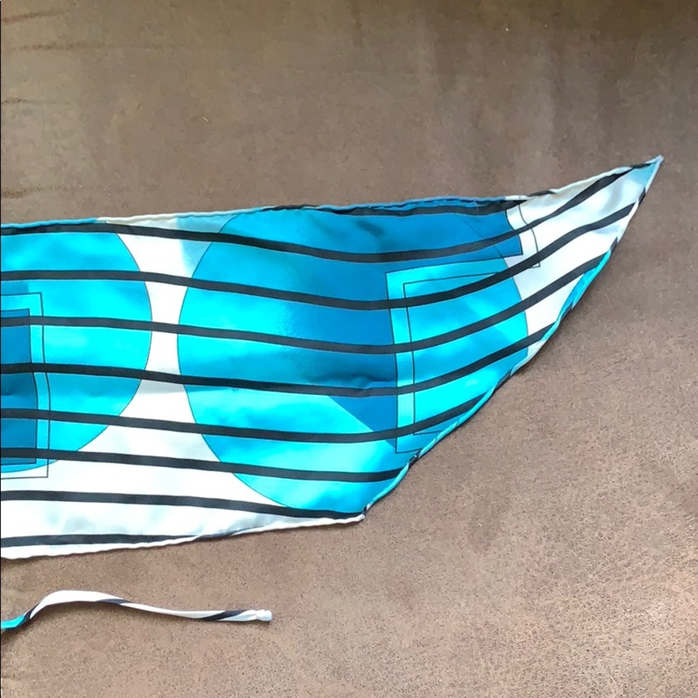 Hermès Paris Blue White Silk Stripe Halter Top Box Excellent One Size RARE HTF - Picture 2 of 10